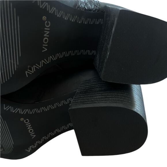NWOT Vionic Vienne Carnelia Over the Ankle Black Boots Sz 9 - Picture 11 of 11